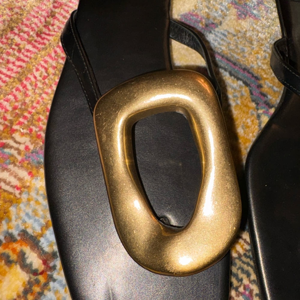 Jeffrey Campbell Linque Sandals Black Gold Statement Buckle Square Toe size 9 - Picture 7 of 7